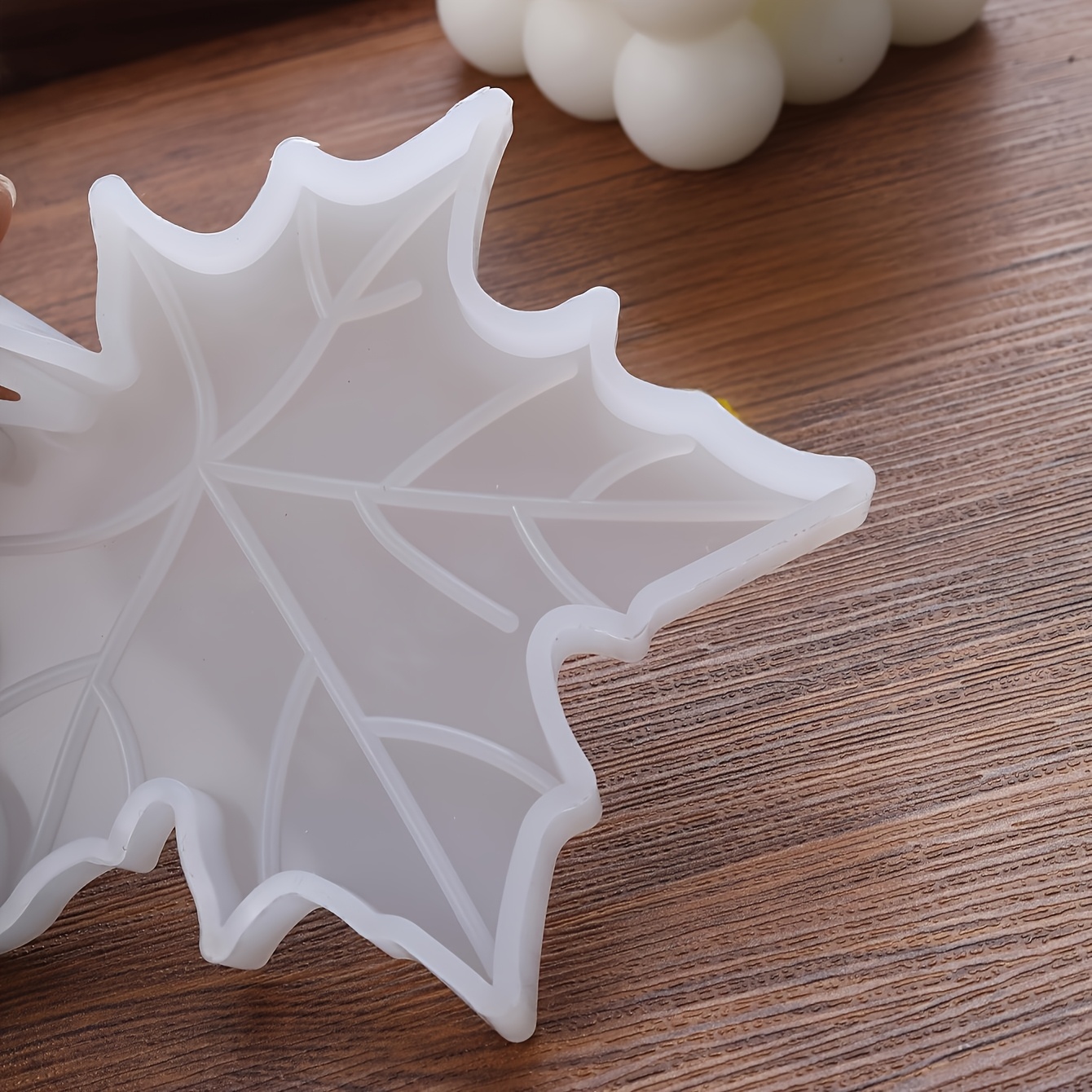1PC カエデの葉の形をしたシリコンモールド、DIY 石鹸、 - Soap Making Material のレビューと価格
