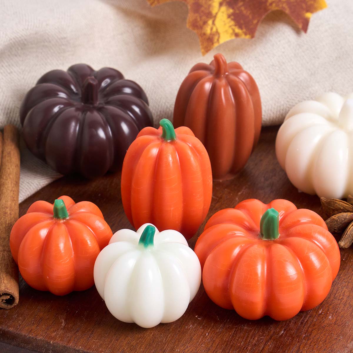 ハロウィンカボチャシリコンモールド香り付きキャンドル石鹸樹脂 - Soap Making Scents のレビューと価格