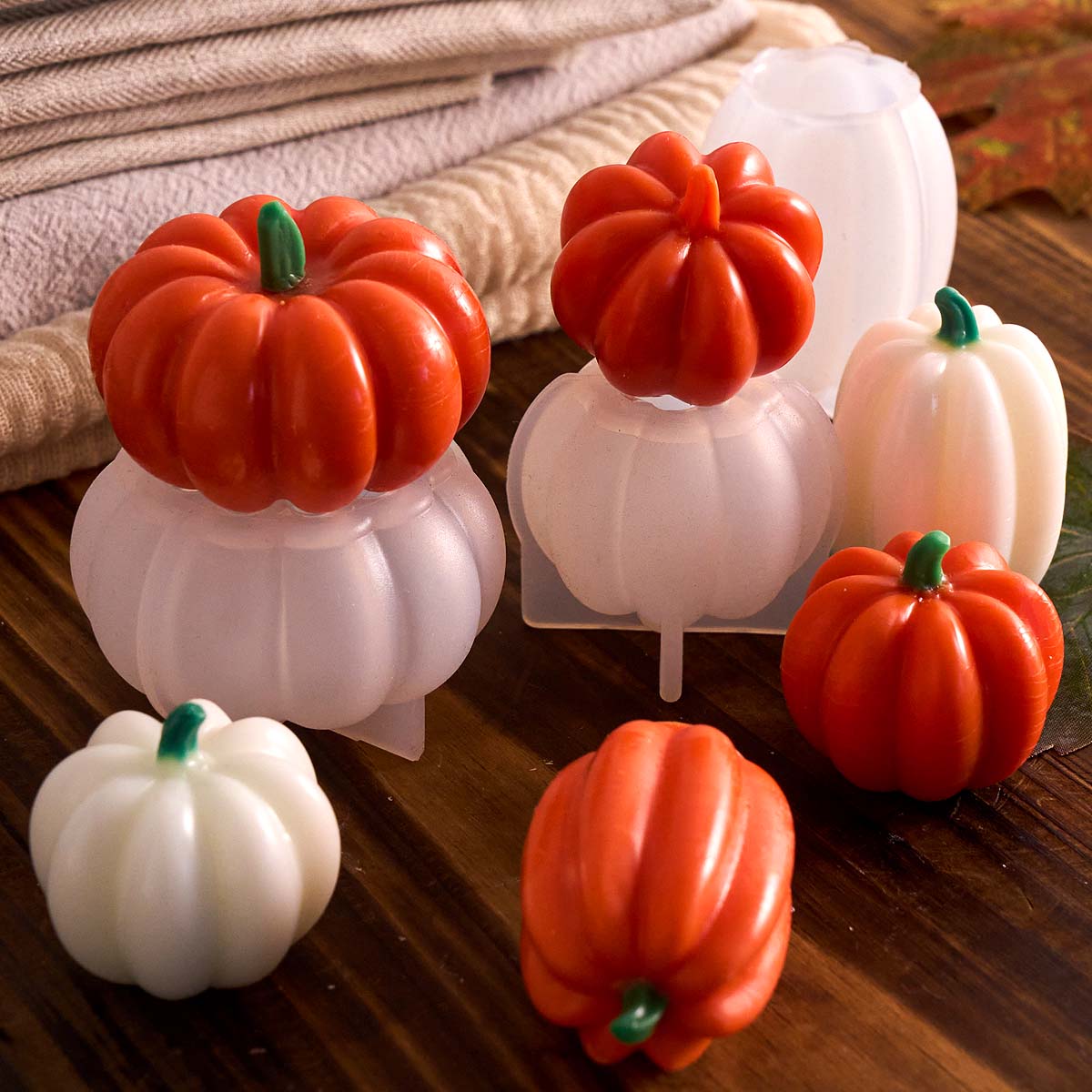 ハロウィンカボチャシリコンモールド香り付きキャンドル石鹸樹脂 - Soap Making Scents のレビューと価格