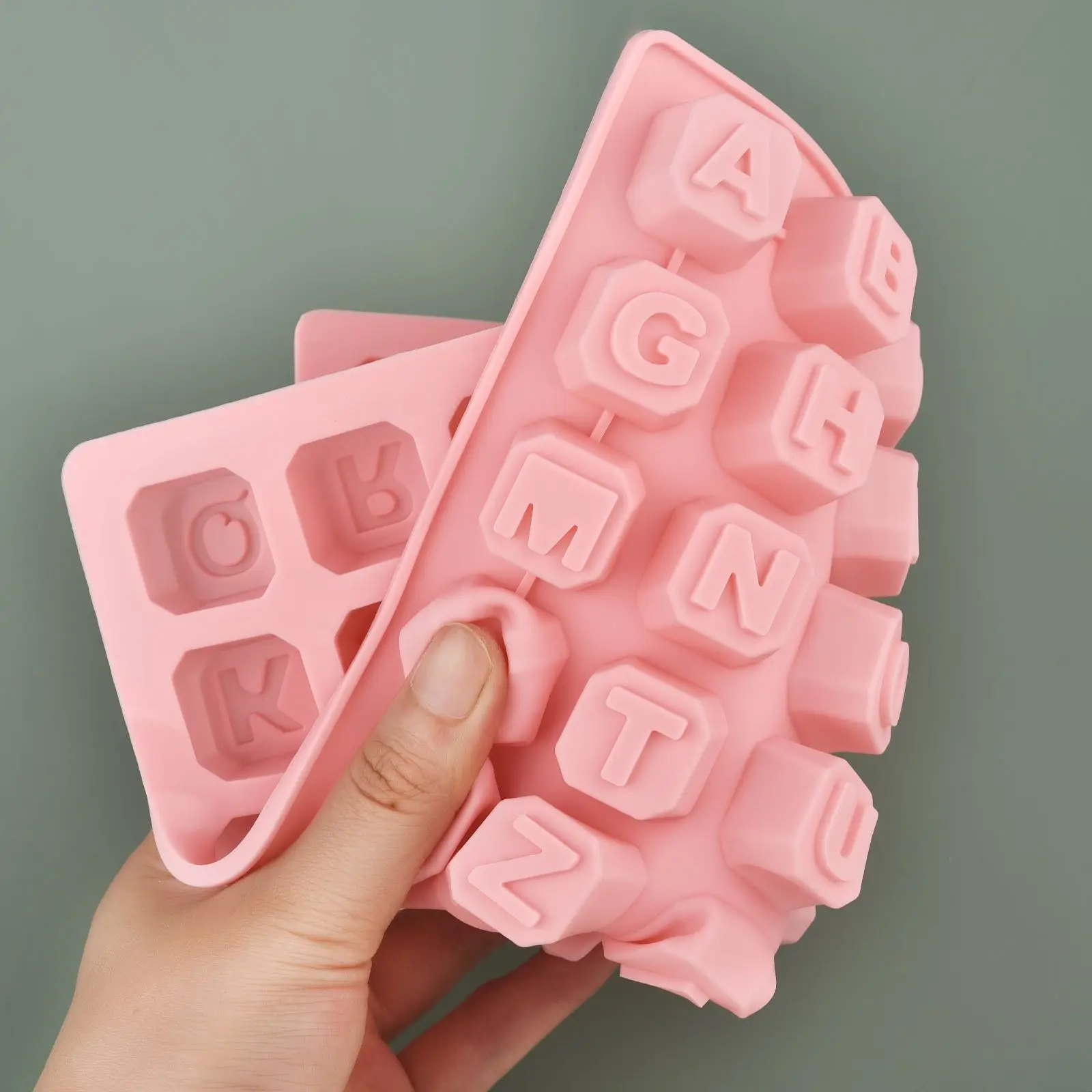 48 文字英語アルファベット文字シリコーン型石鹸型ケーキカッ - Soap Making Material のレビューと価格