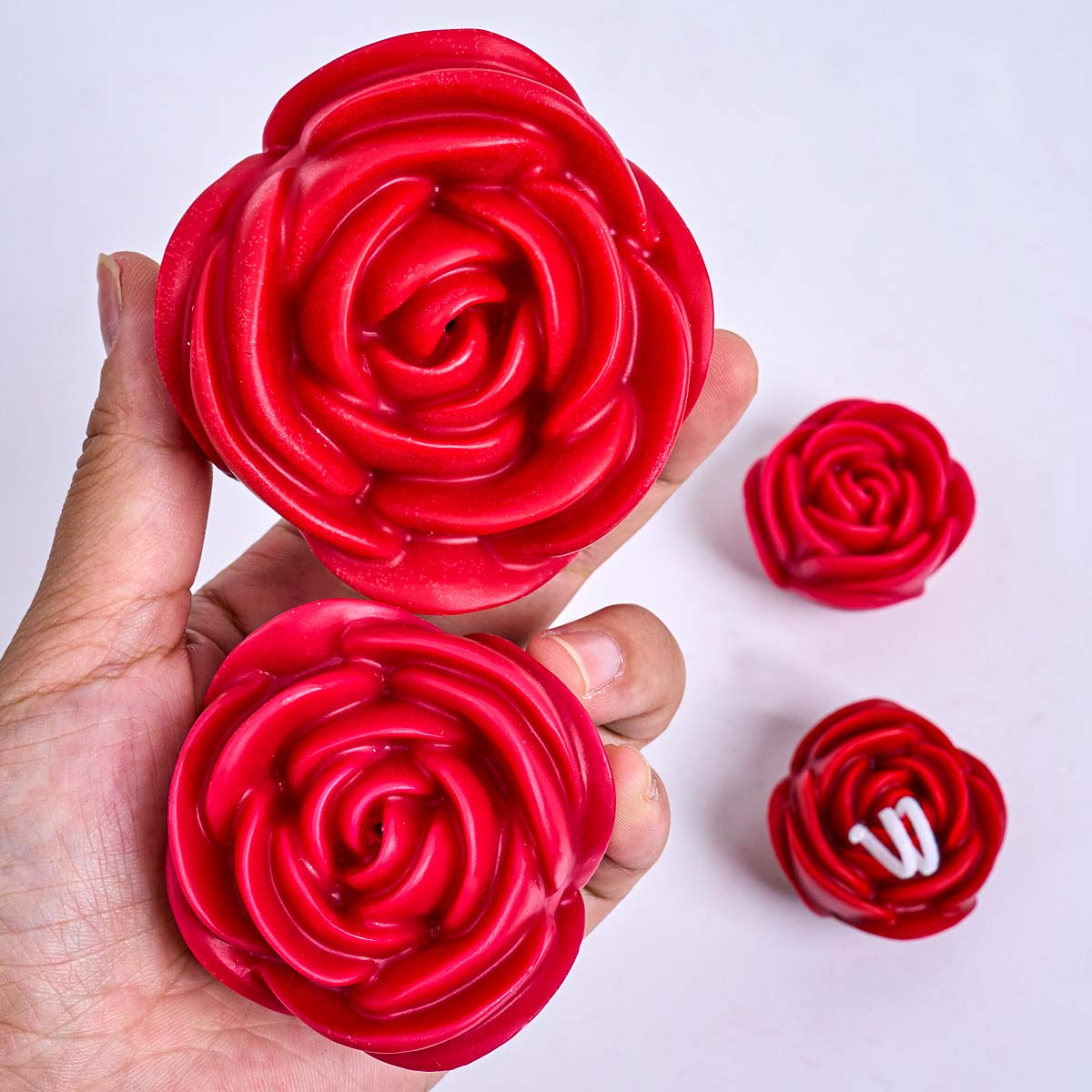 3D 花の形のシリコーンキャンドルモールド DIY ロマンチ - Soap Making Scents のレビューと価格